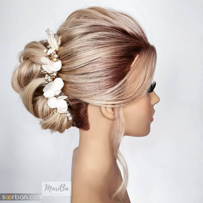 مدل مو عروسی 1401 باز و جمع مناسب موهای رنگ شده همراه با تاج های زیبا