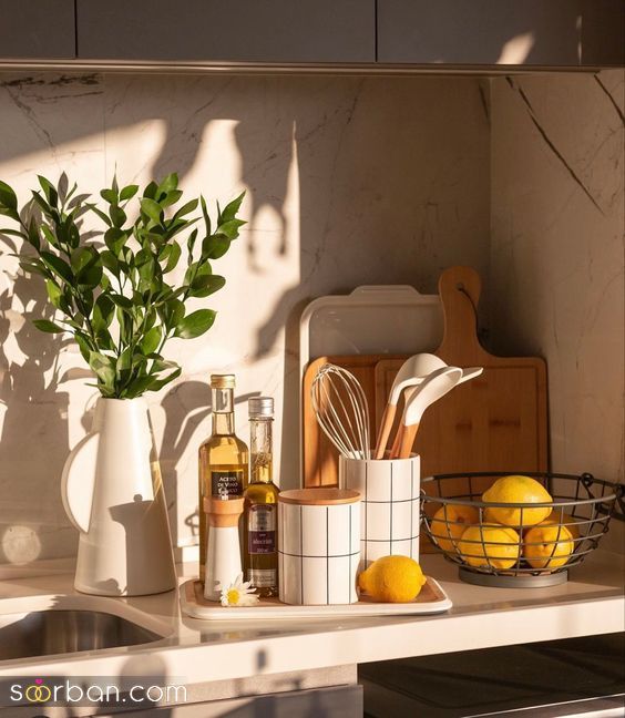 30 ایده لاکچری و کاربردی تزئین روی کابینت آشپزخانه برای شیک پسندان!
