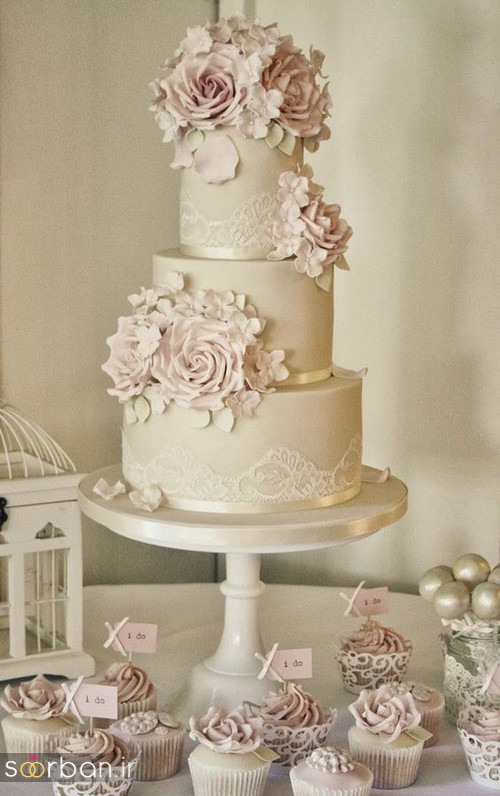 کیک های عروسی سفید بسیار شیک و رویایی
