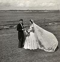 Toni Frissell John F. Kennedy and Jacqueline Bouvier on their wedding day 1953