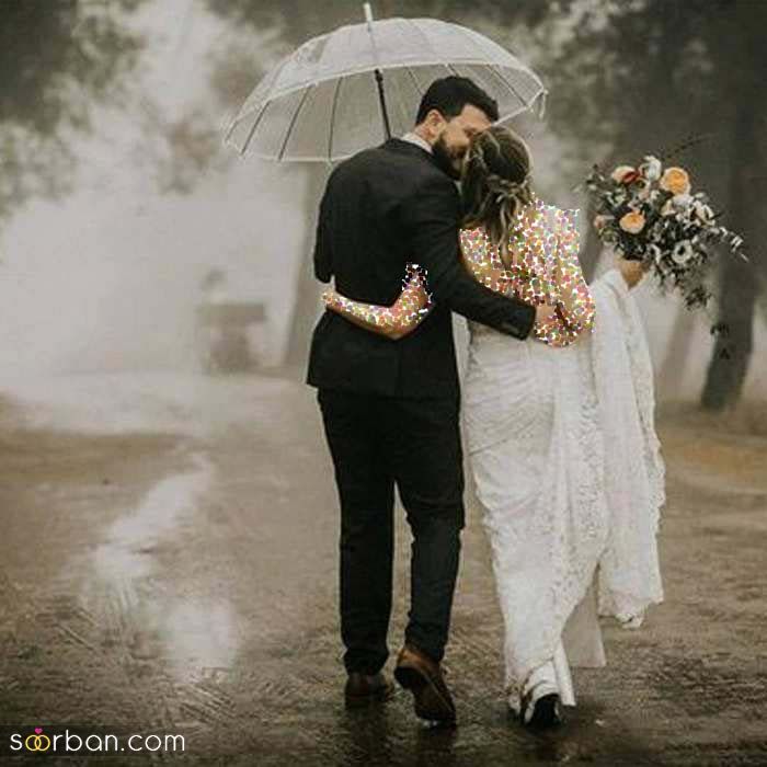 ایده عکاسی عروس و داماد زیر باران زیبا و عاشقانه