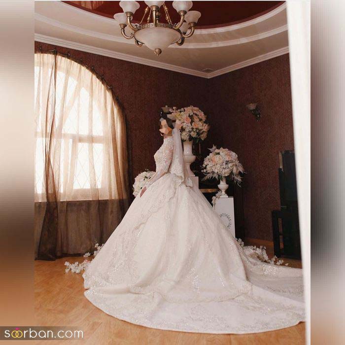 ژست های عکاسی عروس و داماد در تالار عاشقانه و حرفه ای