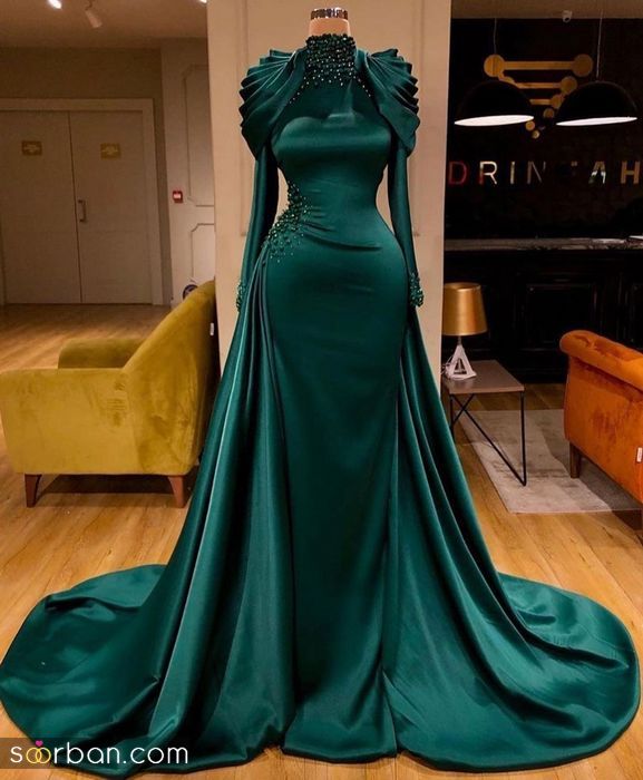 مدل لباس مجلسی بلند 2022 | لباس مجلسی بلند بسیار جذاب رنگ روشن باکلاس