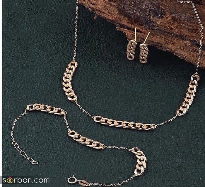 سرویس طلا کارتیه لاکچری و بسیار زیبا زنانه و دخترانه با طراحی منحصر ب فرد - سوربان
