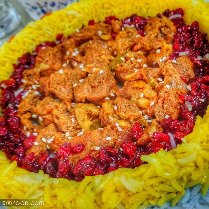50  عکس از تزیین برنج مجلسی با زعفران همراه با قالب و بدون قالب (رنگی رنگی)