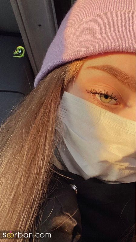 عکس دختر با ماسک 1401 با چشمانی رنگی و زیبا و دلنشین مناسب شبکه مجازی 