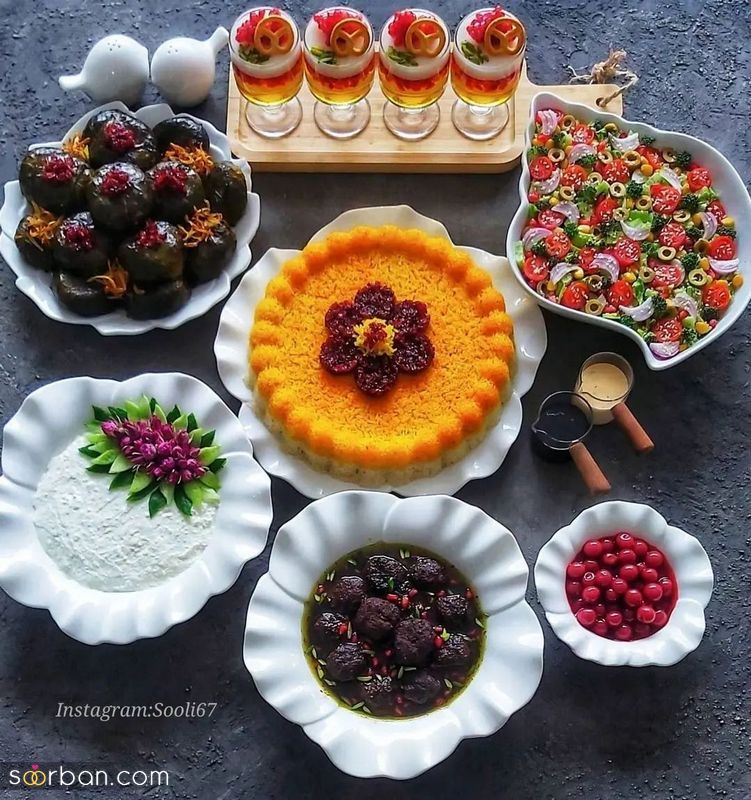 تزیین غذا برنج 1401 رنگی همراه با خلال پسته/ بادام/ زرشک با قالب و بدون قالب داخل دیس