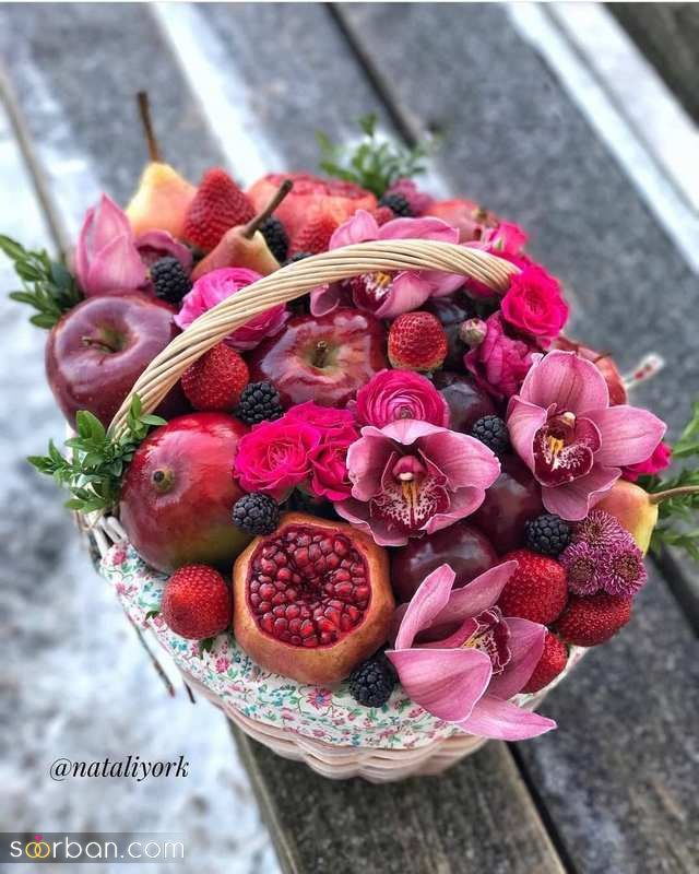 ایده شب یلدا 2023 از چیدمان سفره تا تزیین مواد خوراکی ریز و درشت 