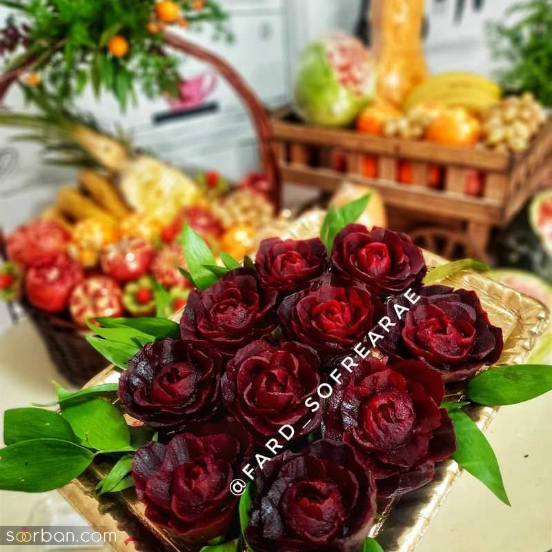 تزیین لبو شب یلدا 1403 به شکلهای واقعا خلاق و جذاب (گل) با قالب های شیرینی