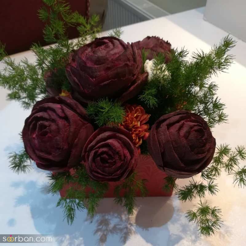 تزیین لبو شب یلدا 1403 به شکلهای واقعا خلاق و جذاب (گل) با قالب های شیرینی