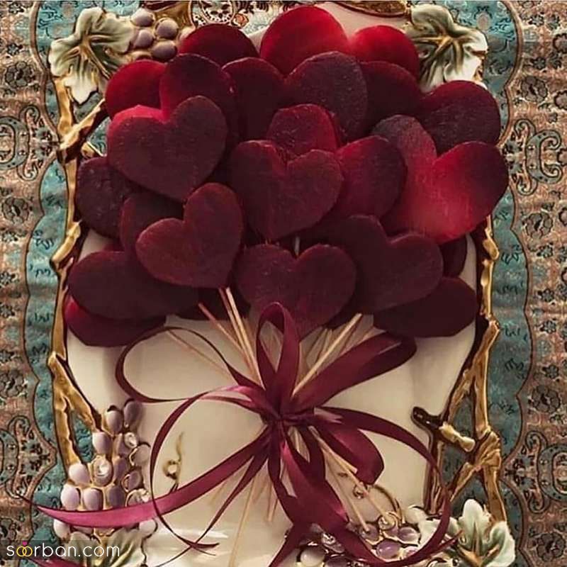 تزیین لبو شب یلدا 2023 به شکلهای واقعا خلاق و جذاب (گل) با قالب های شیرینی