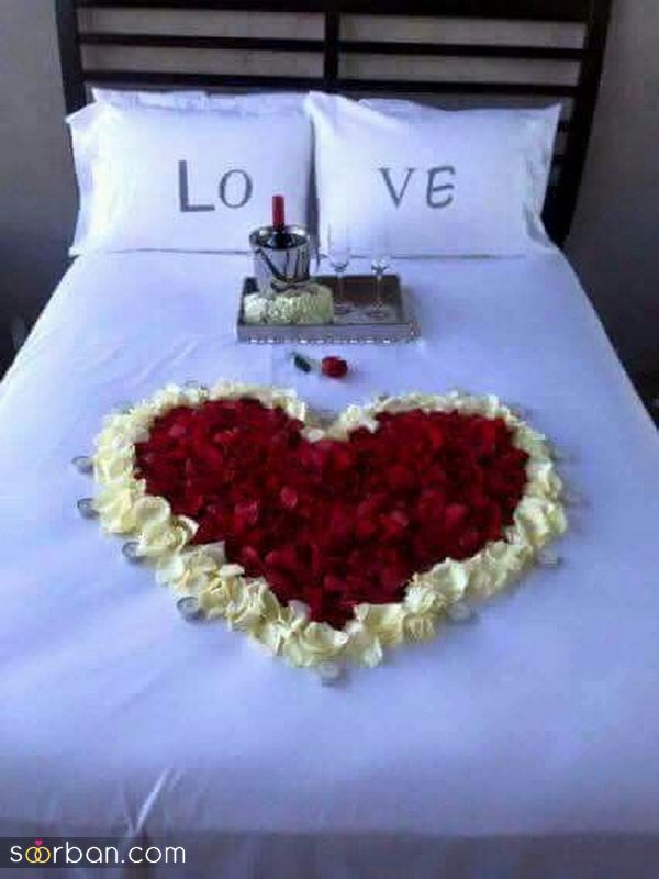 ایده های رمانتیک برای تزیین تخت خواب 1402 جدید و خلاقانه با (شمع, گل, بادکنک...)