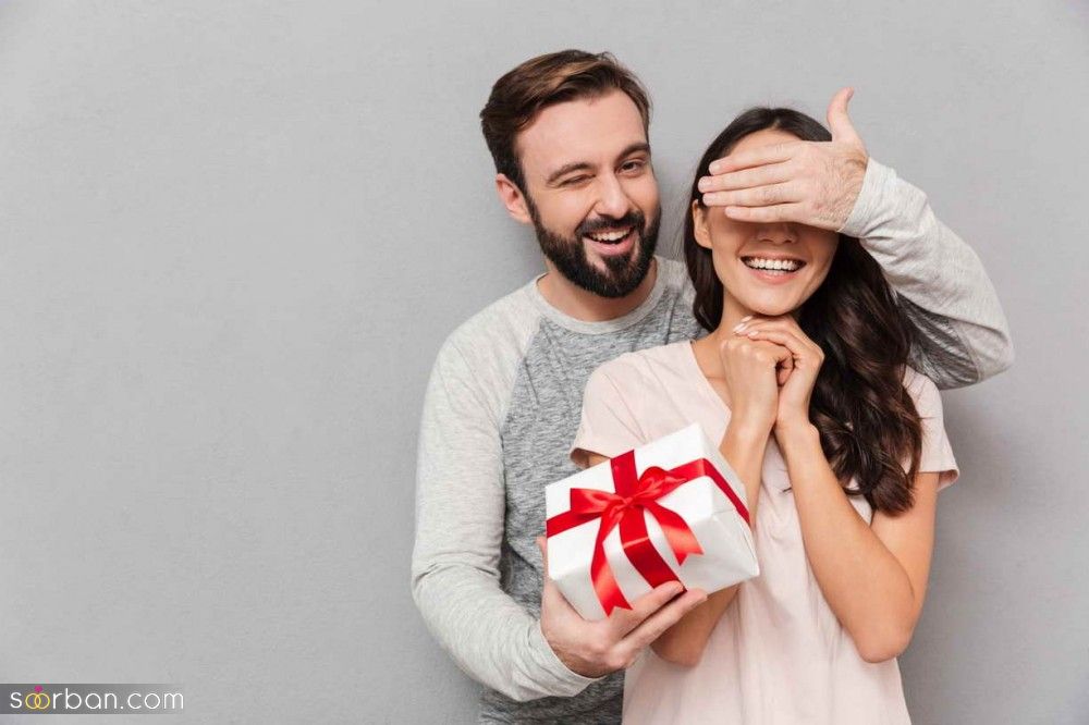 ایده برای خرید کادو ولنتاین دختر 2025 | بهترین کادو ولن دخترونه چیه؟