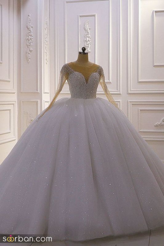 اگر طرفدار مدل لباس عروس پف دار 1402 هستید ما در اینجا جدیدترین طرح های روز را جمع آوری کرده ایم