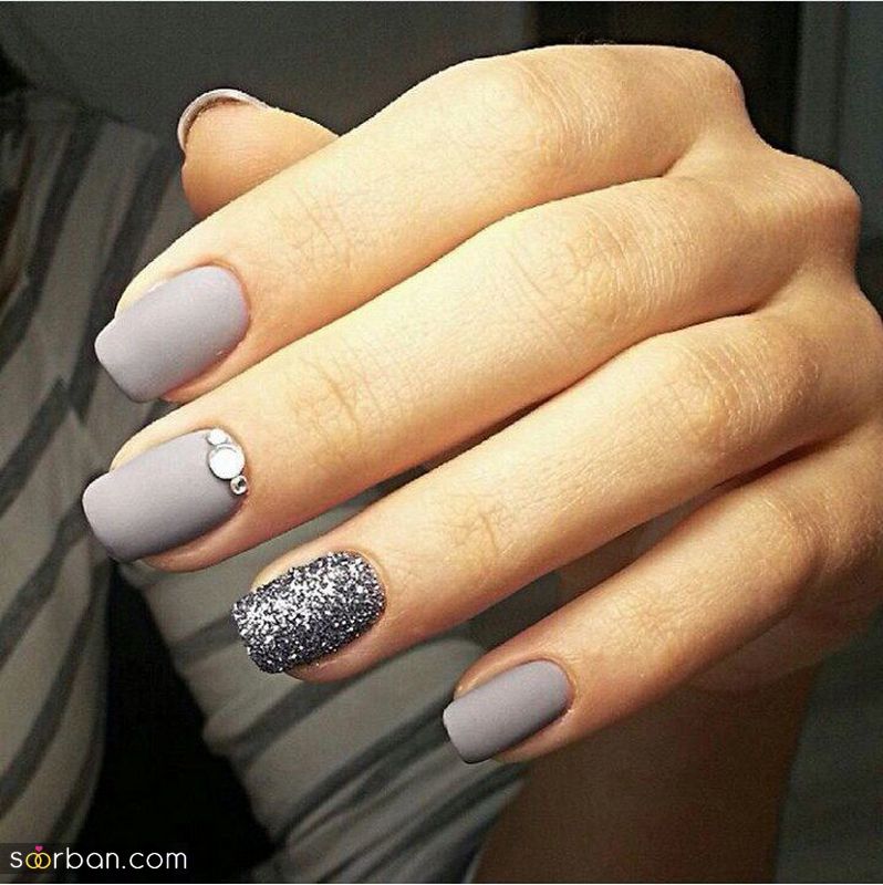 مدل ناخن خاکستری 1402 برای کاشت/ فرنچ/ طراحی (ترکیبی با رنگهای دیگر)