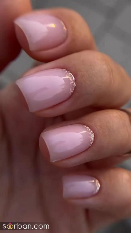 30 مدل ژلیش ناخن 1402 با رنگ لاک های جدید و فانتزی دلبرونه و کیوت
