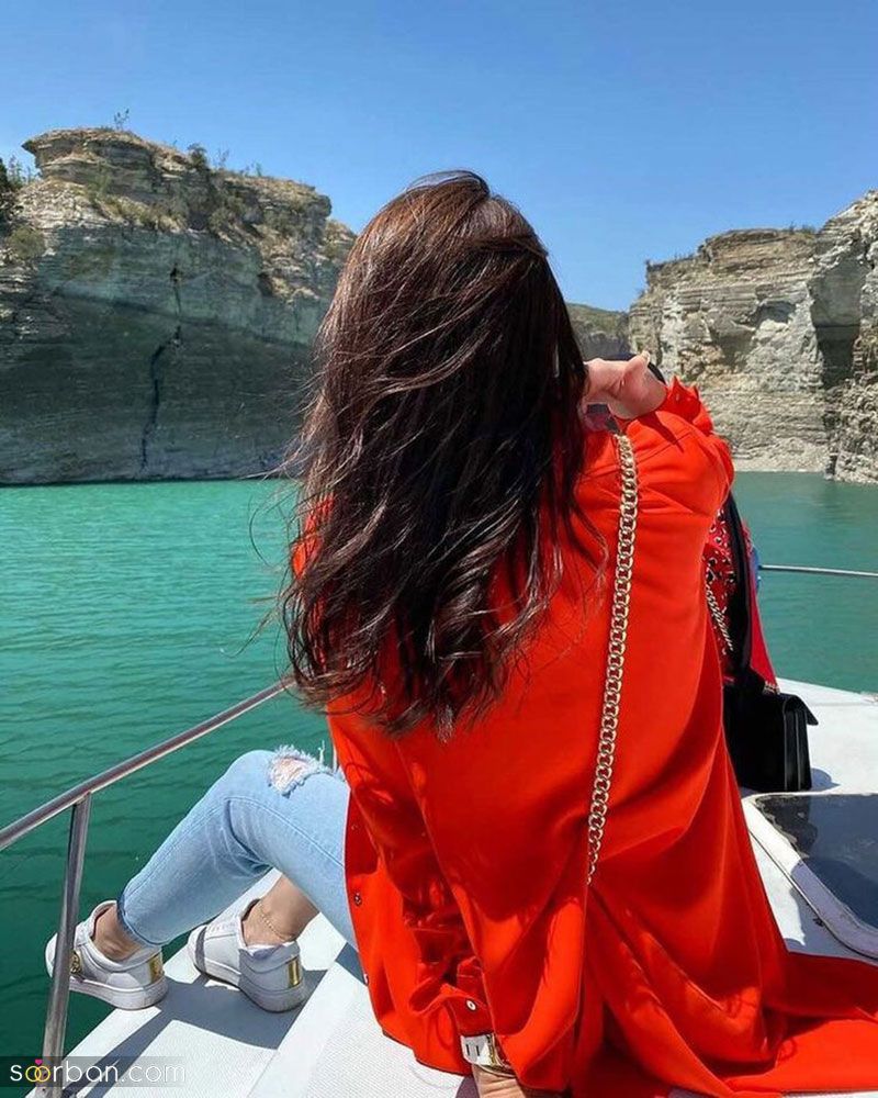 با این ژست عکس نود 2025 همراه مضمون های متنوع آشنا شوید [30 ایده - آتلیه ای] 