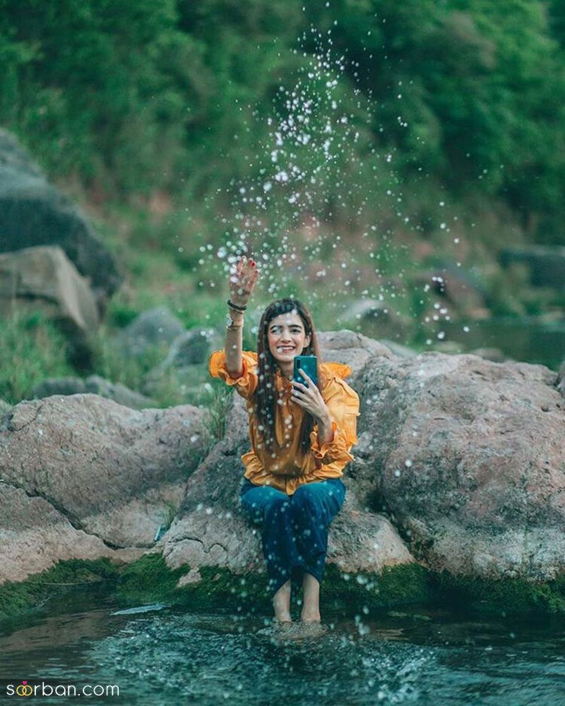 ژست عکس کنار دریا دخترانه 2023 مناسب تمام فصل سال [30 ایده] 