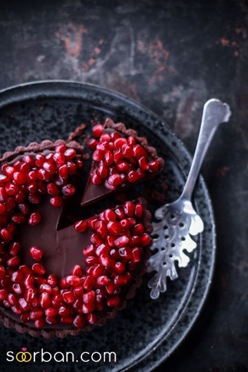 عکس سفره شب یلدا ساده 1403 | تزئین میز شب یلدا سنتی - مدرن و روی کرسی
