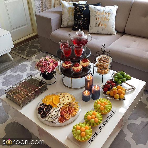 عکس سفره شب یلدا ساده 1403 | تزئین میز شب یلدا سنتی - مدرن و روی کرسی