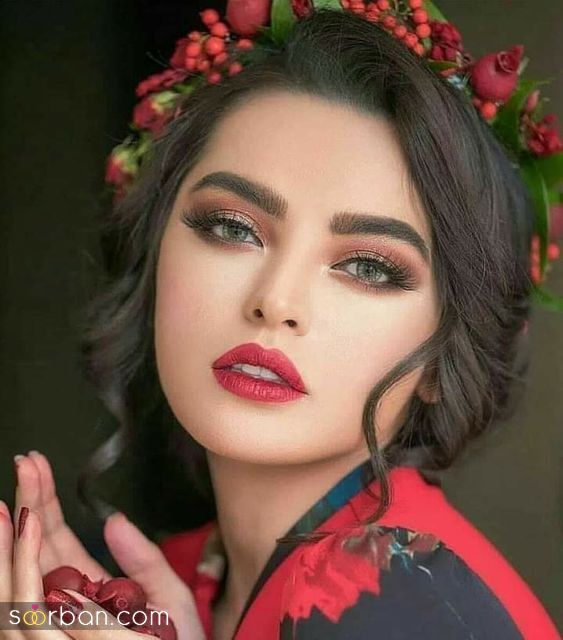ژست عکاسی شب یلدا 1403 | ایده عکس گرفتن شب یلدا دخترانه - عروس - دونفره