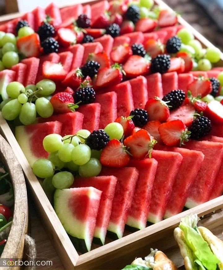 تزئین هندوانه شب یلدا 1403 | مدل تزیین هندوانه شب یلدا برای عروس و مهمان - ساده و شیک