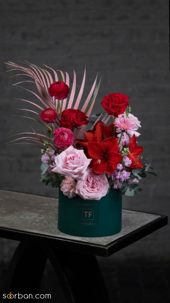 دسته گل شب یلدا برای عروس 1403 | جدیدترین مدل دسته گل یلدایی برای سوپرایز کردن عشقتون!