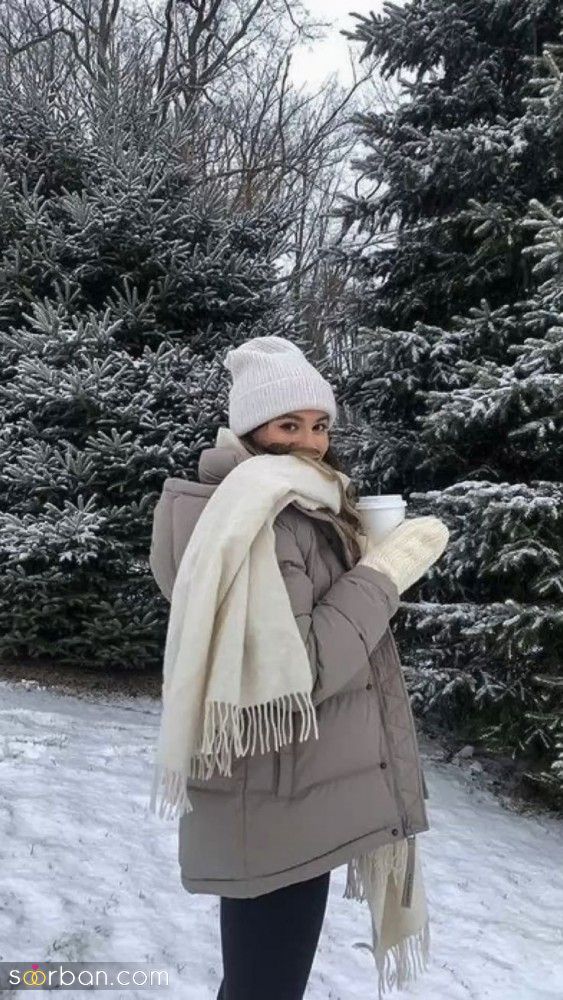 ژست عکاسی در برف | 16 ژست عکس زمستانی با حال برای افراد خاص پسند و شیک پوش