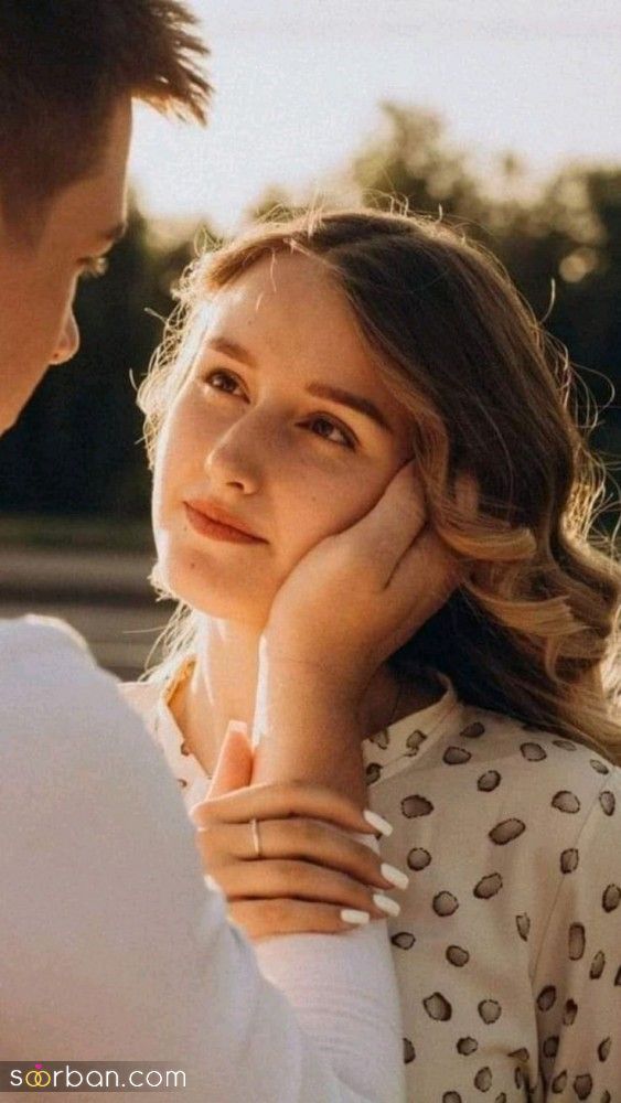 ژست عکس زن و شوهر در طبیعت و فضای باز | جدیدترین ژست عکس دونفره اسپرت 2024