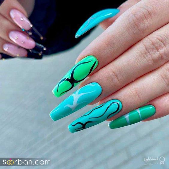 ناخن گلدونی با 45 ایده دخترانه خاص و لاکچری با طرح های شیک روی ناخن