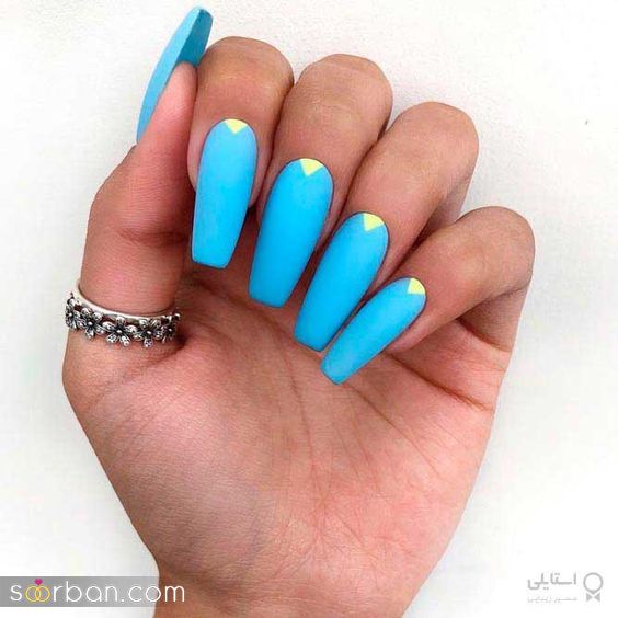 ناخن گلدونی با 45 ایده دخترانه خاص و لاکچری با طرح های شیک روی ناخن