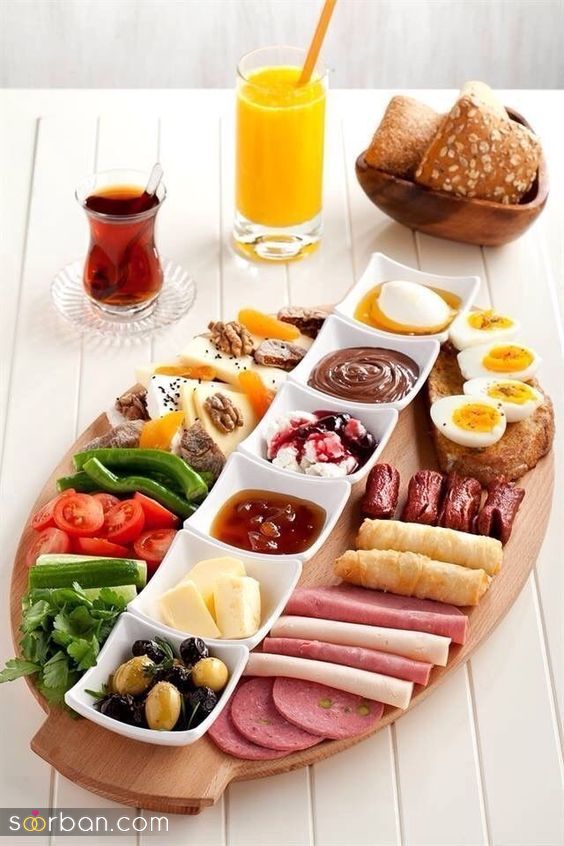 40 ایده تزیین صبحانه شیک و لاکچری بلاگرها با سفره آرایی حیرت بر انگیز