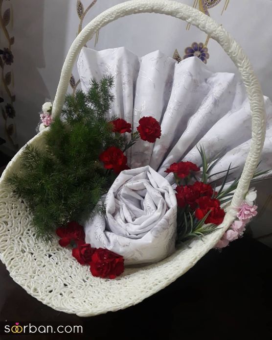 32 ایده تزیین چادر عروس جدید 1403 با مدل های زیبا خلاقانه و شیک برای مراسم بله برون و عقد