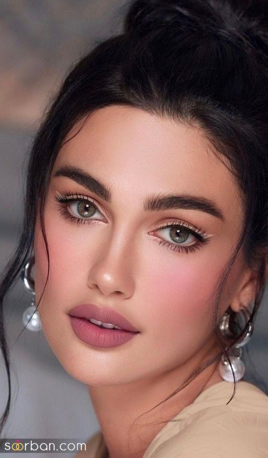31 مدل میکاپ ساده دخترانه و آرایش طبیعی برای بیرون و مهمونی که به شدت راحتن!