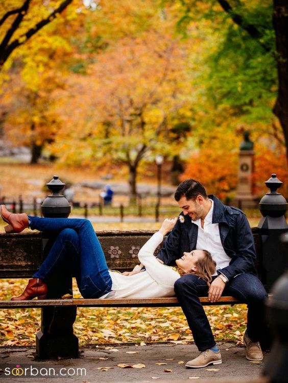 35 مدل ژست عکس پاییزی عاشقانه جدید 2024 فوق العاده خاص و احساسی برای ثبت زیباترین لحظات دو نفره