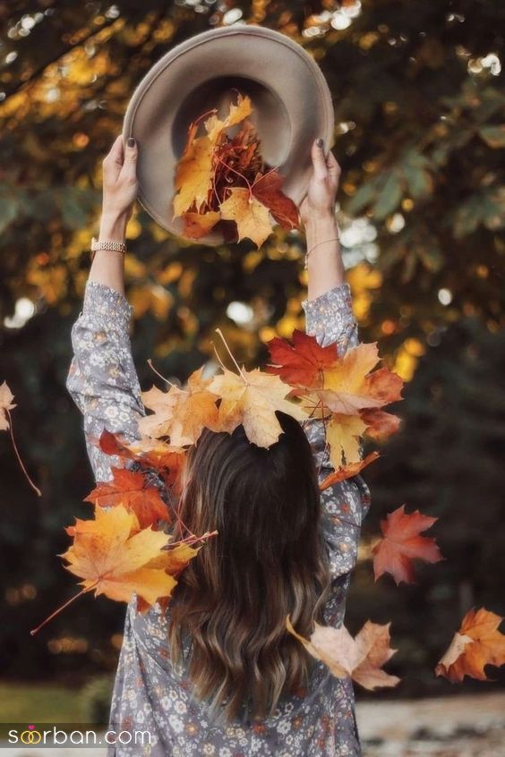 40 مدل ژست عکس با برگ پاییزی دخترانه جدید ساده و خاص با ایده های حرفه ای ناب و جذاب 