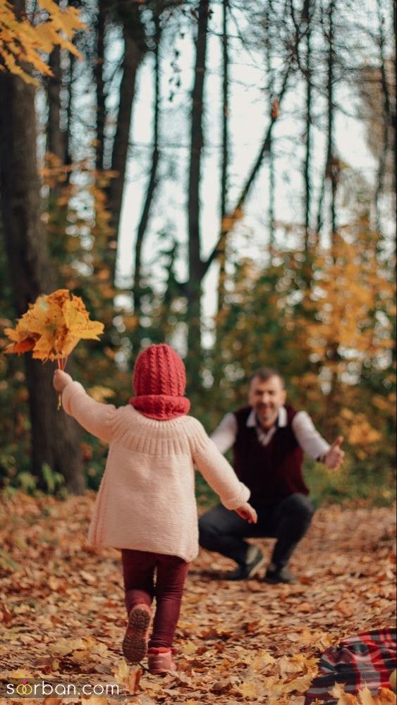 35 مدل ژست عکس پاییزی خانوادگی جذاب خاص و لاکچری برای ثبت لحظات زیبا و خاطره انگیز