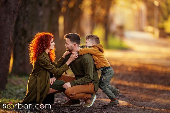35 مدل ژست عکس پاییزی خانوادگی جذاب خاص و لاکچری برای ثبت لحظات زیبا و خاطره انگیز