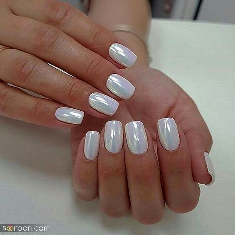 لاک ناخن کروم ۱۴۰۳ ایده و ژست های جذاب طراحی ناخن کروم یا طرح ناخن کروم شیک صدفی، صورتی و ...