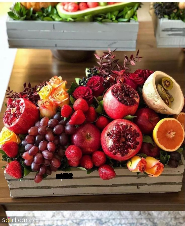 43 ایده میوه آرایی شب یلدا ساده و شیک برای عروس و مهمانی که هنرتو به رخ بقیه میکشی !
