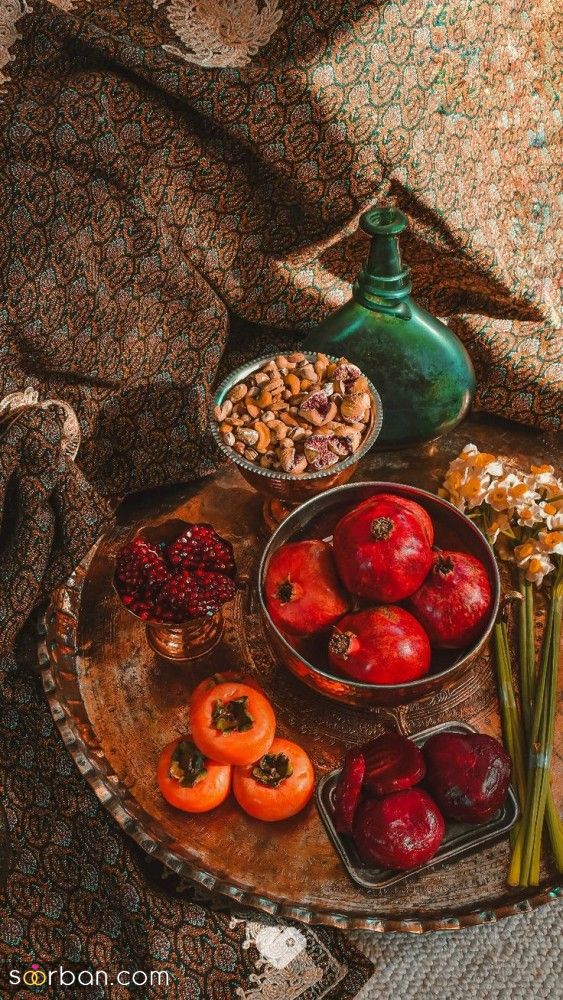 تزیین سفره شب یلدا برای عروس | دیزاین یلدایی برای عروس خانم ها در سال ۱۴۰۳