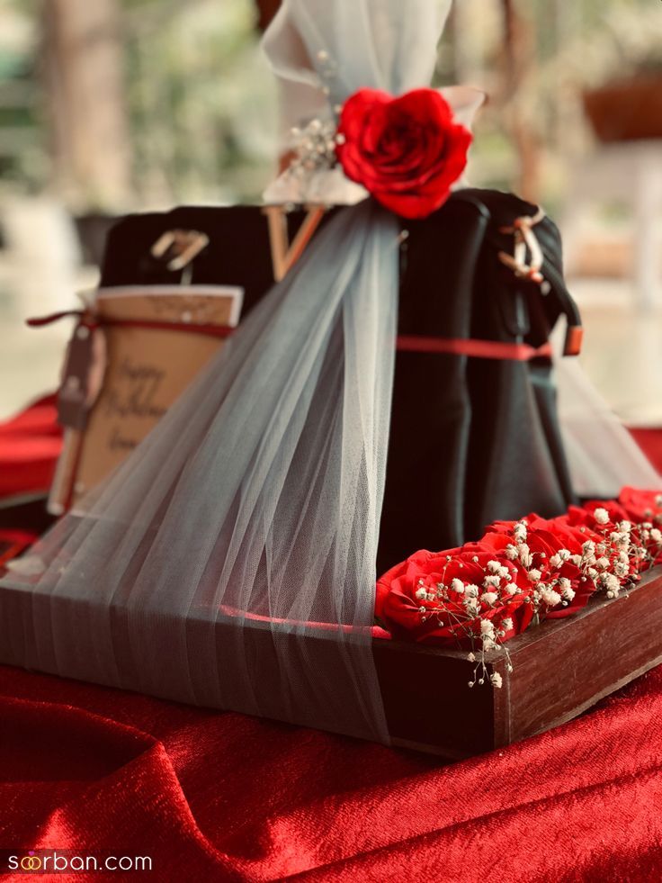 لیست هدایای شب یلدا برای عروس | شب یلدا 1403 برای عروس چی کادو ببریم؟ + لیست مراکز خرید