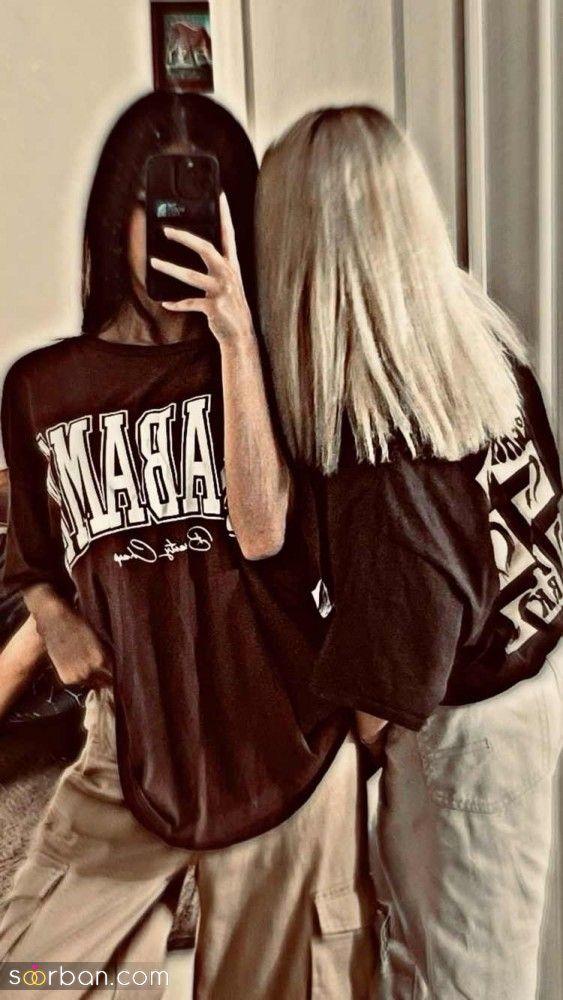 ژست عکس دونفره با دوست صمیمی | ایده برای ژست عکس دونفره با دوست صمیمی و رفاقتی 1404 بسیار راحت و جذاب