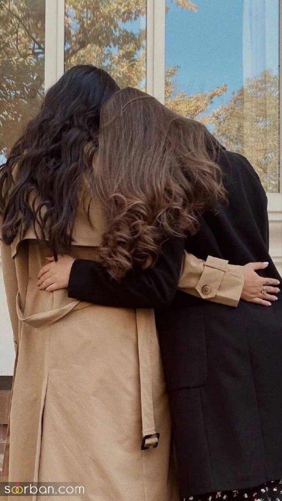 ژست عکس دونفره با دوست صمیمی | ایده برای ژست عکس دونفره با دوست صمیمی و رفاقتی 1404 بسیار راحت و جذاب