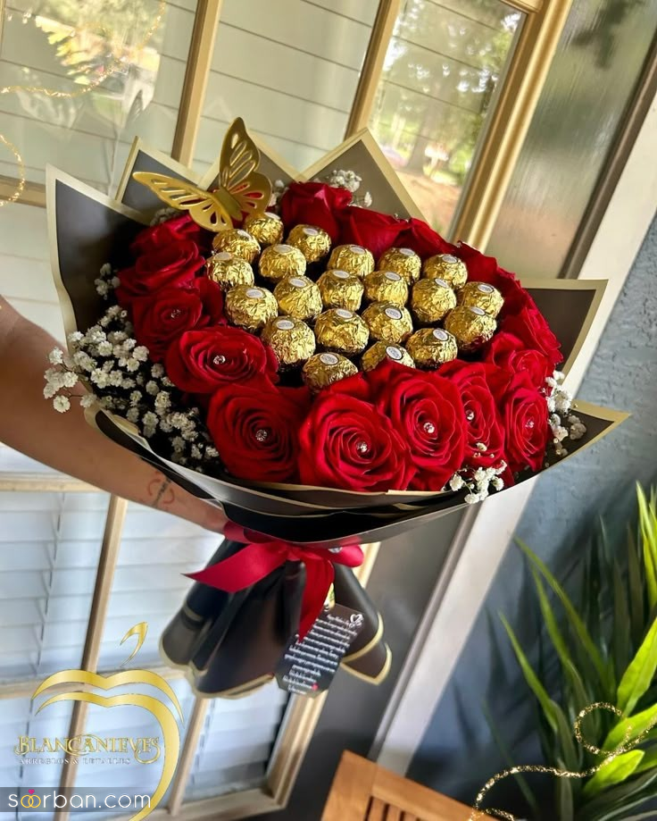 دسته گل کادویی | با این ۳۰ مدل دسته گل کادویی هر کسی را شگفت‌زده کنید! (برای تمام مناسبتها از تولد و ولنتاین تا سالگرد ازدواج و فارغ التحصیلی)