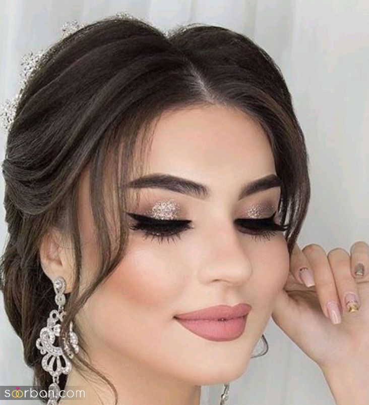 سایه چشم اکلیلی عروس | جدیدترین تکنیک ها برای سایه چشم اکلیلی عروس برای درخششی بی نظیر