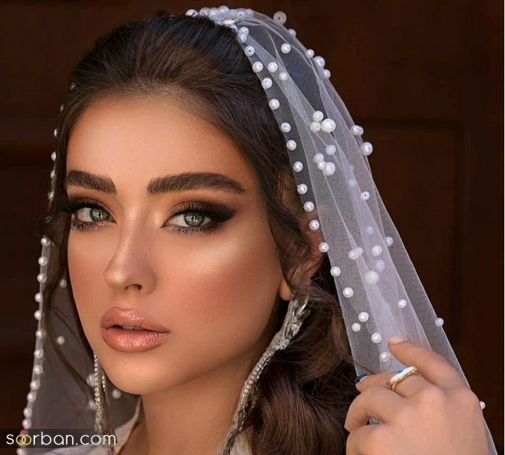 ترند میکاپ عروس ۲۰۲۵ | ترندهای میکاپ عروس ۲۰۲۵ ابرو های پهن و طبیعی تا سایه چشم نچرال 