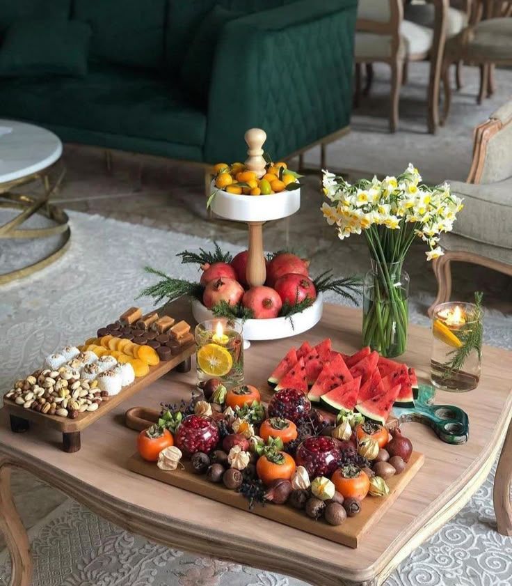 چیدمان سینی میوه | جذاب ترین ایده های ساده و خلاقانه چیدمان سینی میوه برای فصل ها و مناسبت های مختلف