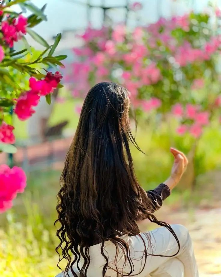 عکس دختر واقعی برای پروفایل | ۳۰ عکس واقعی با ژست‌ها و استایل‌های خاص و دخترونه برای پروفایل و استوری!
