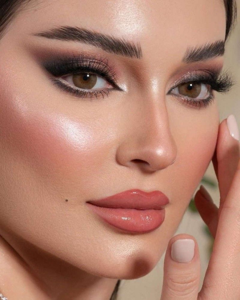 آرایش با لنز | 20 ایده آرایش با لنز طوسی و آبی و سبز برای عروسی و دورهمی های خودمانی